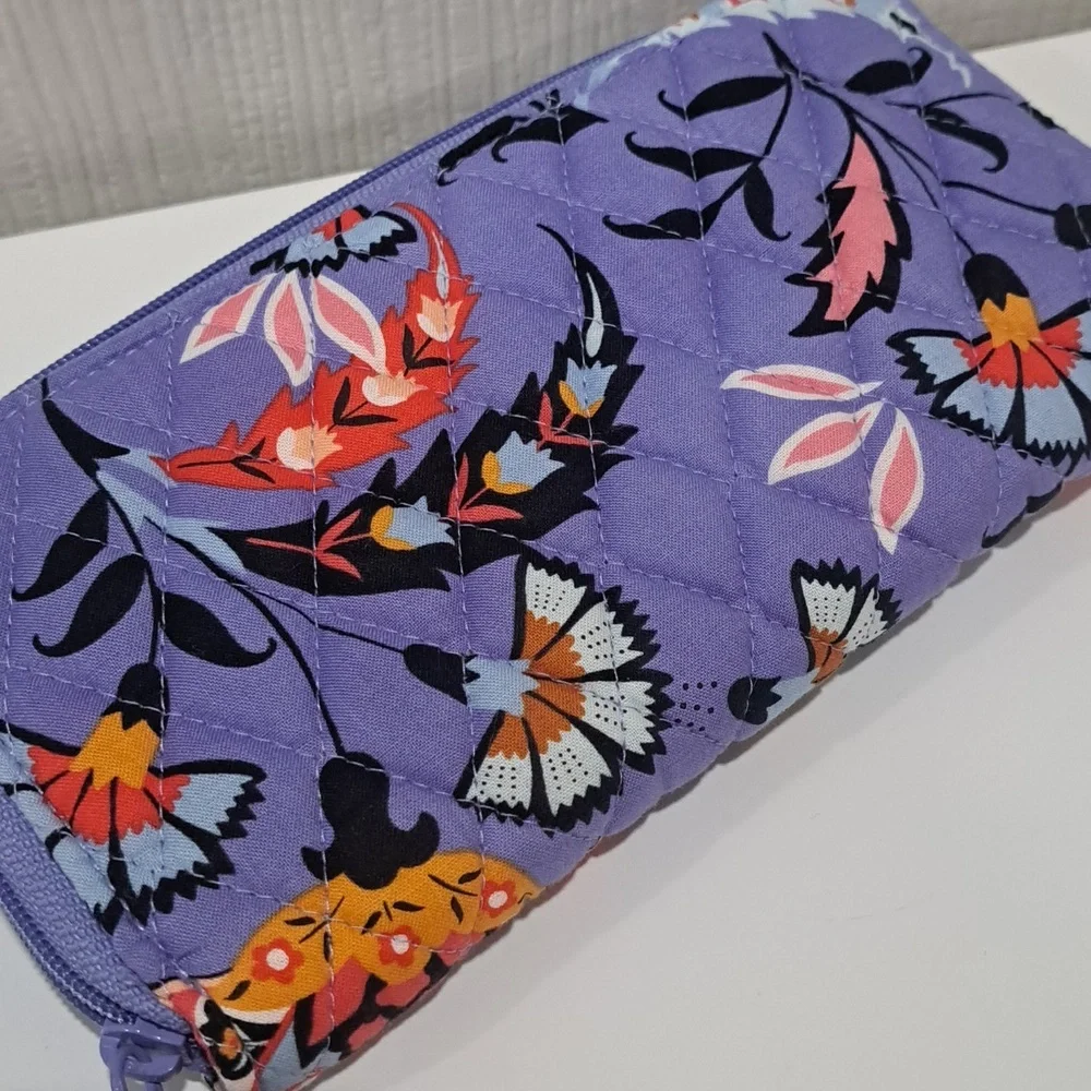 Vera Bradley Purple Floral Quilted Zip Wristlet Wallet - Picture 3 of 4